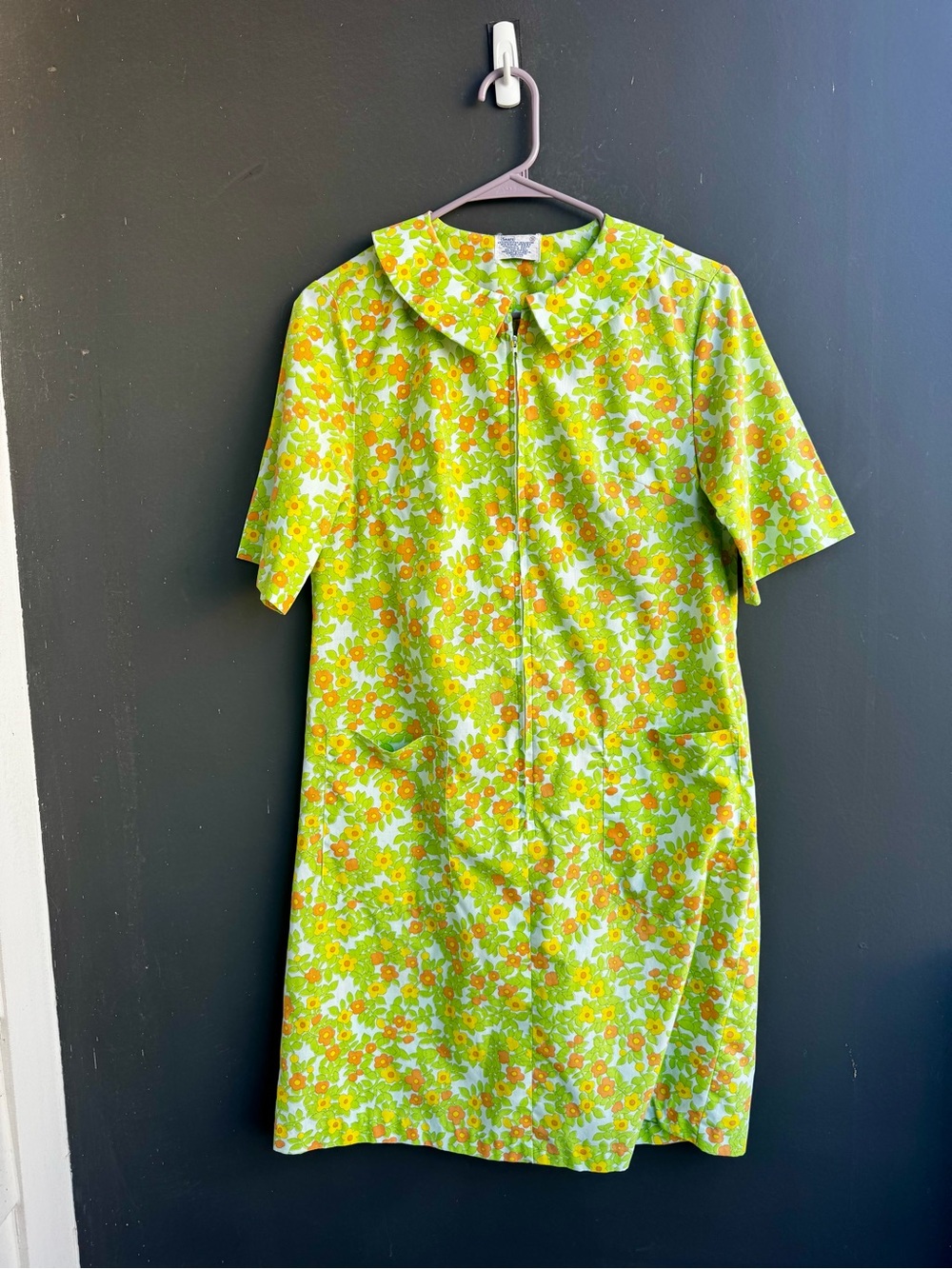 Vintage Sears 60s 70s green floral print day dress
